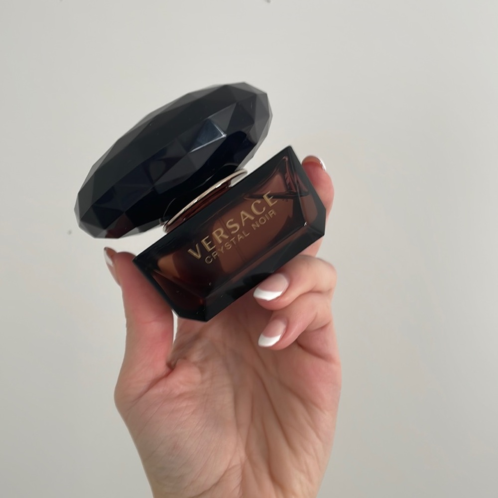 Versace Crystal Noir Eau de Toilette - Black and Gold